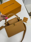  Сумка женская CAPUCINES 31 см Louis Vuitton Артикул LUX-83886. Вид 2