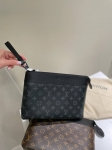 Папка Louis Vuitton Артикул LUX-121372. Вид 1