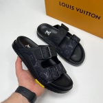 Шлёпанцы Louis Vuitton Артикул LUX-86483. Вид 1