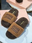 Меховые тапочки  Miu Miu Артикул LUX-121162. Вид 1