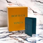 Обложка на паспорт с слотами для банковских карт Bottega Veneta Артикул LUX-92347. Вид 1
