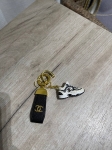 Брелок Louis Vuitton Артикул LUX-121675. Вид 1