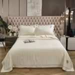Комплект постельного белья с облегчённым одеялом Roberto Cavalli Артикул LUX-67420. Вид 1
