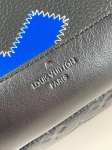 Сумка-слинг Louis Vuitton Артикул LUX-70510. Вид 5