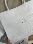 Сумка женская Book Tote 36 см Christian Dior Артикул LUX-72034. Вид 2