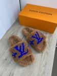 Меховые тапочки  Louis Vuitton Артикул LUX-74059. Вид 1