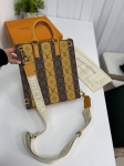 Сумка женская Louis Vuitton Артикул LUX-83567. Вид 3