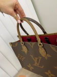 Сумка женская  ONTHEGO 34 см  Louis Vuitton Артикул LUX-83780. Вид 7