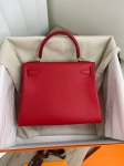 Сумка женская Kelly, 28, GHW  swift leather Hermes Артикул LUX-84463. Вид 2