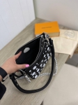 Сумка женская Louis Vuitton Артикул LUX-84892. Вид 5