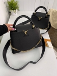 Сумка женская CAPUCINES 30 см Louis Vuitton Артикул LUX-85447. Вид 1