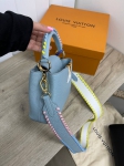 Сумка женская Capucines 20 см Louis Vuitton Артикул LUX-85684. Вид 2