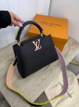 Сумка женская Capucines 27 см Louis Vuitton Артикул LUX-85683. Вид 1