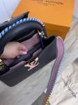 Сумка женская Capucines 27 см Louis Vuitton Артикул LUX-85683. Вид 5