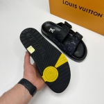 Шлёпанцы Louis Vuitton Артикул LUX-86483. Вид 3