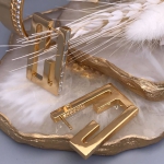 Серьги  Fendi Артикул LUX-88566. Вид 2