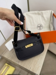 Сумка женская Jypsiere mini, PHW Evercolor leather  Hermes Артикул LUX-91457. Вид 2