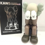 Статуэтка ‘’KAWS’’  Артикул LUX-92026. Вид 2