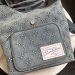 Рюкзак Louis Vuitton Артикул LUX-93881. Вид 3