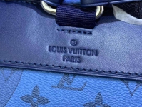 Рюкзак Louis Vuitton Артикул LUX-94657. Вид 4