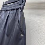 Кожаные шорты  Prada Артикул LUX-94899. Вид 4