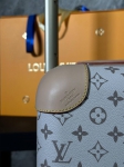 Чемодан Louis Vuitton Артикул LUX-96067. Вид 7