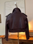 Кожаная куртка  Yves Saint Laurent Артикул LUX-96072. Вид 2