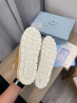 Кеды женские Prada Артикул LUX-97976. Вид 3