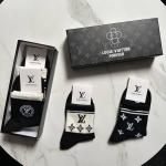 Комплект Louis Vuitton Артикул LUX-98554. Вид 1