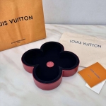  Поднос 24*24 Louis Vuitton Артикул LUX-102211. Вид 3