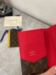 Обложка на паспорт Louis Vuitton Артикул LUX-102408. Вид 5