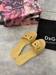 Шлепанцы Dolce & Gabbana Артикул LUX-105334. Вид 1