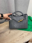 Сумка женская  25 cm Bottega Veneta Артикул LUX-106195. Вид 2