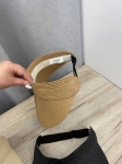 Козырек Celine Артикул LUX-106594. Вид 3