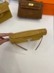 Сумка женская  Kelly Pochette, GHW Hermes Артикул LUX-106925. Вид 3