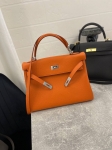 Сумка женская Kelly, 32 PHW Hermes Артикул LUX-107206. Вид 8