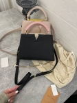 Сумка женская Capucines Louis Vuitton Артикул LUX-107220. Вид 2
