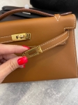 Сумка женская  Kelly Pochette  Swift Leather Hermes Артикул LUX-108235. Вид 3