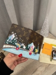 Обложка на паспорт  Louis Vuitton Артикул LUX-113067. Вид 4