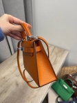 Сумка женская Kelly mini PHW, Chevre Hermes Артикул LUX-114532. Вид 3