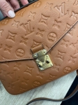 Сумка женская Louis Vuitton Артикул LUX-114811. Вид 3