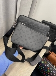 Сумка мужская Louis Vuitton Артикул LUX-114813. Вид 3