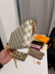 Сумка женская  Louis Vuitton Артикул LUX-115085. Вид 5
