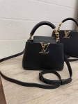 Сумка женская Capucines, 21 см Louis Vuitton Артикул LUX-115798. Вид 6