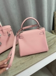 Сумка женская  Kelly 25, swift Hermes Артикул LUX-118350. Вид 3