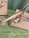 Сумка женская  Kelly 25, swift Hermes Артикул LUX-118350. Вид 5