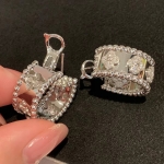 Серьги-кольца Van Cleef Артикул LUX-118980. Вид 5