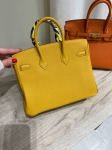 Сумка женская Birkin 25, Togo, GHW Hermes Артикул LUX-119442. Вид 3