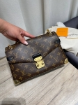 Сумка женская Louis Vuitton Артикул LUX-120545. Вид 3