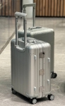 Чемодан Rimowa  Артикул LUX-120600. Вид 4